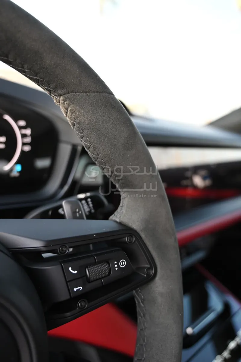 2025 بورش كايين جي تي اس