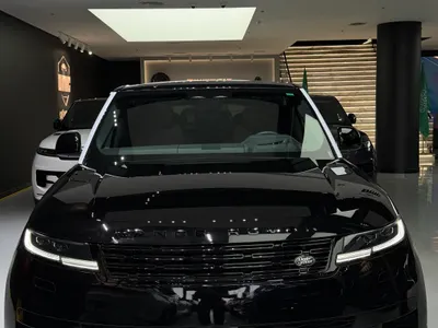 2026 لاند روفر رينج روفر سبورت اتش اس اي