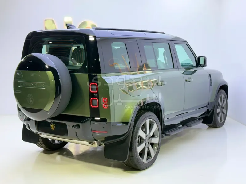 2026 Land Rover Defender 110 X dynamic