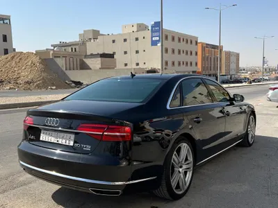 2016 اودي اي 8 ال النسخة السعودية