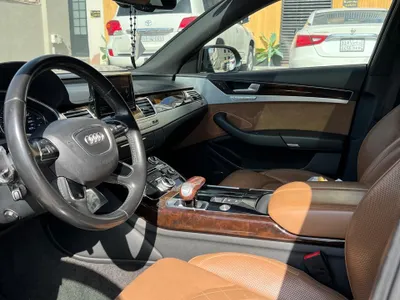 2016 اودي اي 8 ال النسخة السعودية
