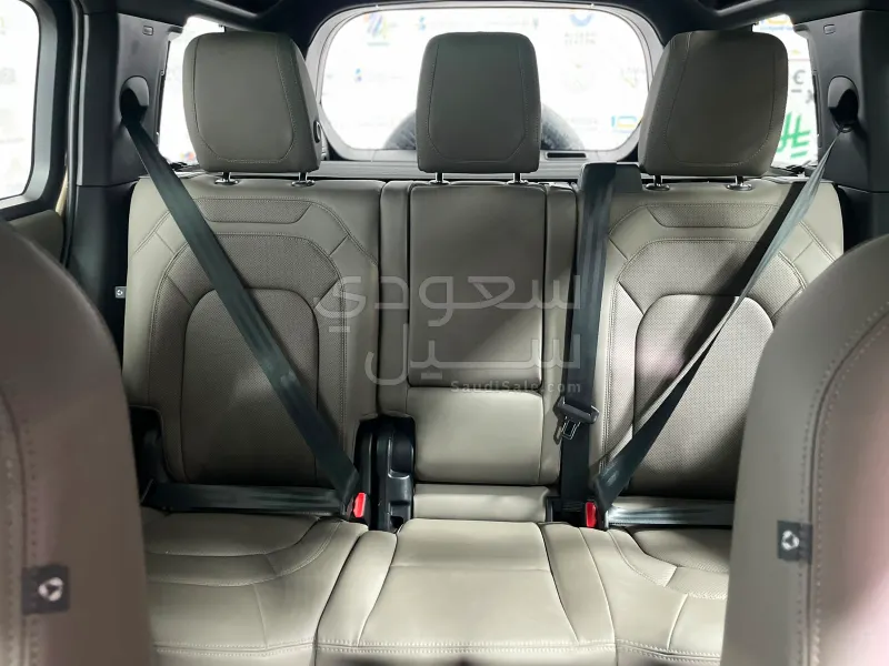 2024 Land Rover Defender 110