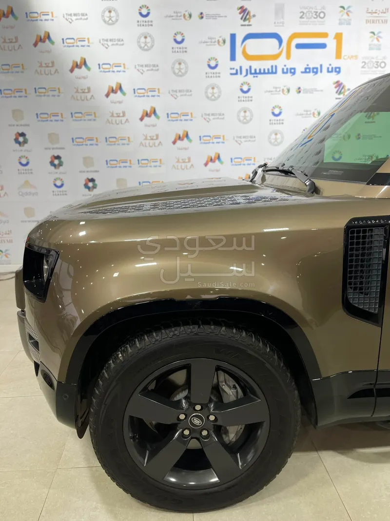 2024 Land Rover Defender 110