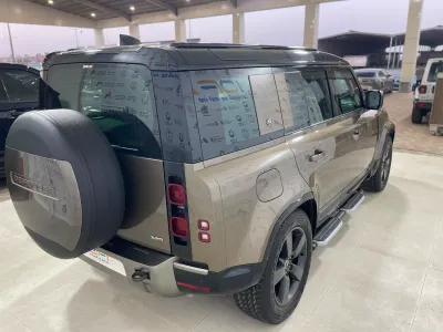 2024 Land Rover Defender 110