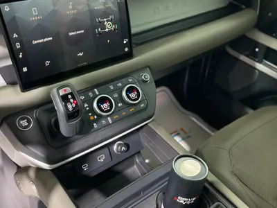 2024 Land Rover Defender 110