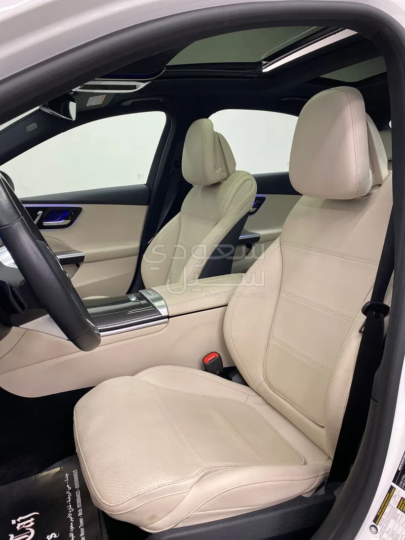 2024 Mercedes-Benz C 300