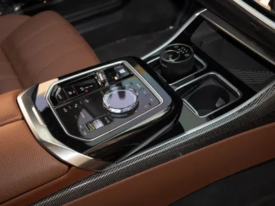 2023 BMW 7 Series 740i