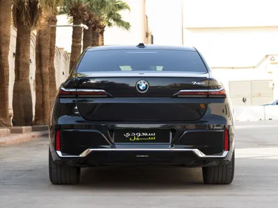 2023 BMW 7 Series 740i