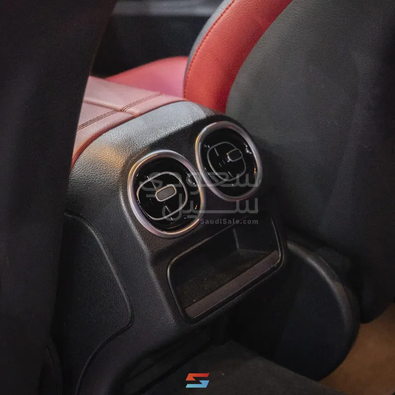 2023 Mercedes-Benz C 200