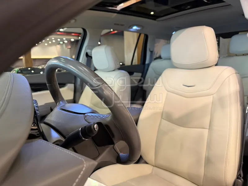 2020 Cadillac XT6