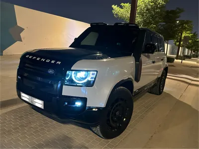 2022 لاند روفر ديفيندر اكس 110