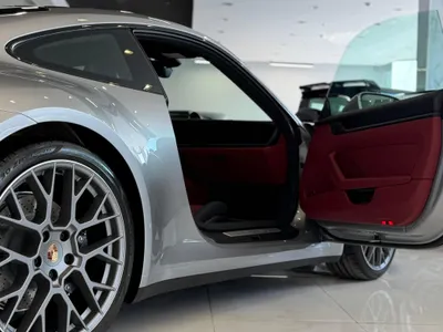 2026 Porsche 911 Carrera