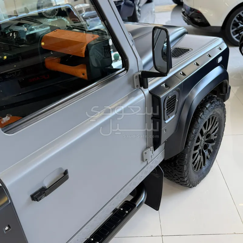 2013 Land Rover Defender