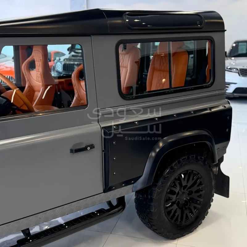 2013 Land Rover Defender