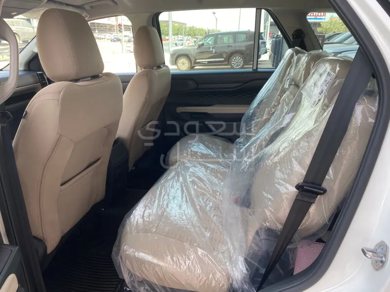 2025 Ford Everest