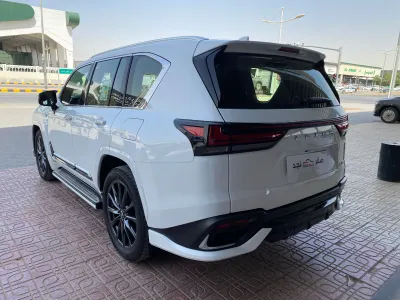 2025 Lexus LX 600