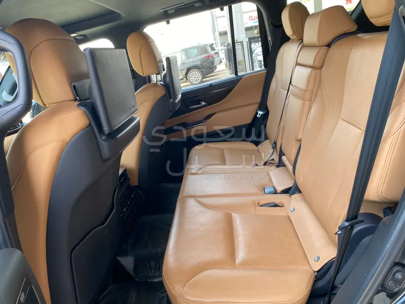 2024 Lexus LX 600