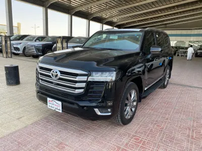 2024 Toyota Land Cruiser GXR 3