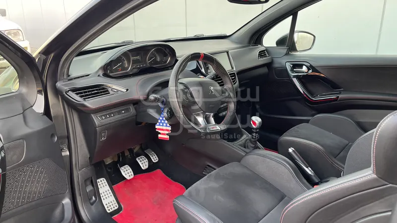 2017 Peugeot 208 GTi