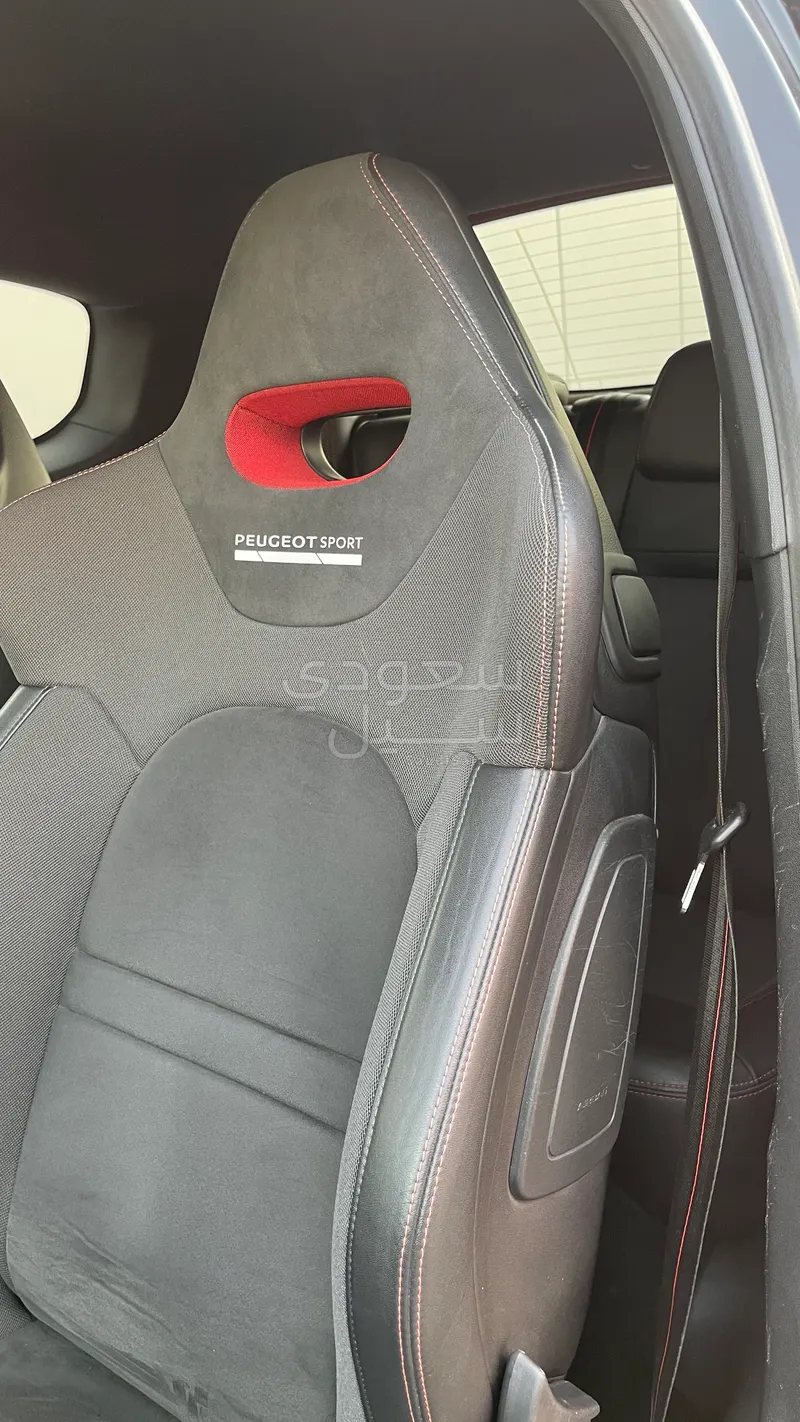 2017 Peugeot 208 GTi