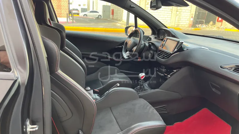 2017 Peugeot 208 GTi