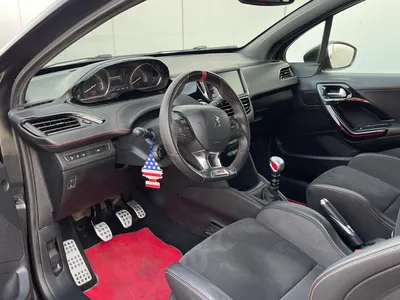 2017 Peugeot 208 GTi
