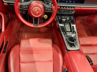2021 بورش 911 كاريرا كابريوليه