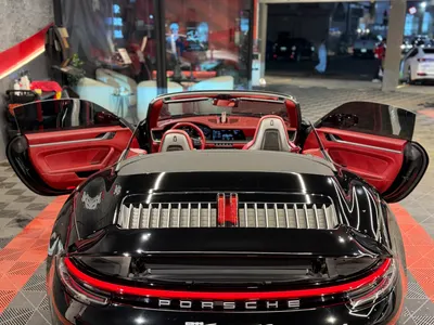 2021 بورش 911 كاريرا كابريوليه