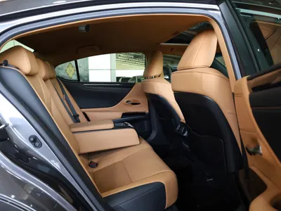 2025 Lexus ES 250