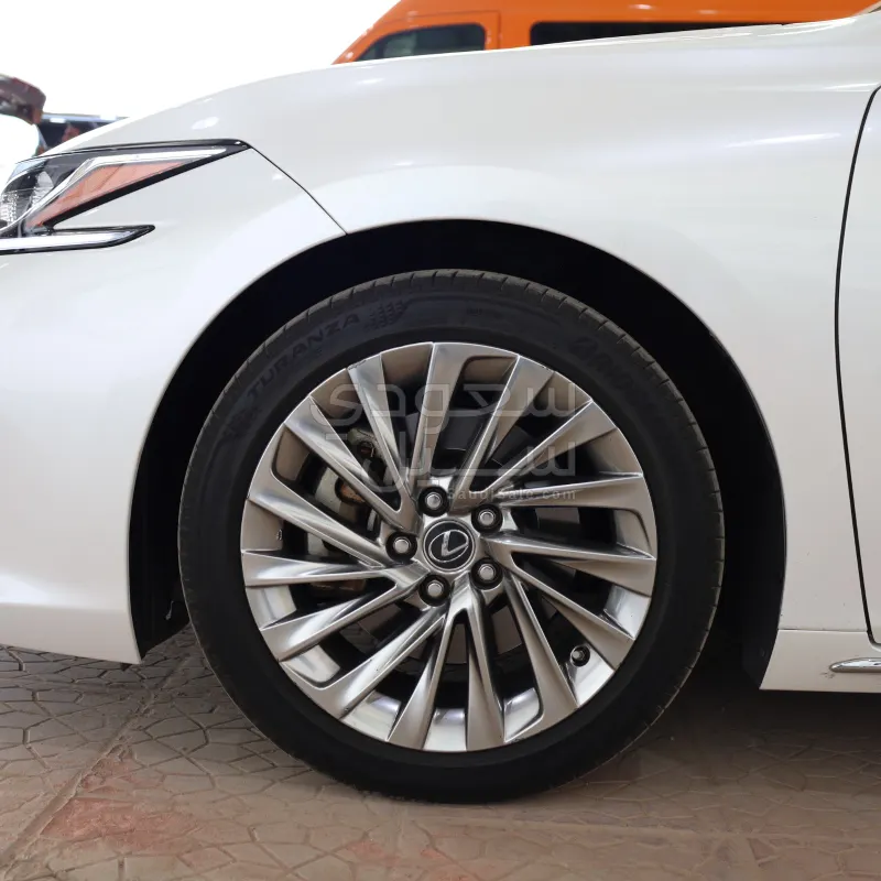 2022 Lexus ES 350