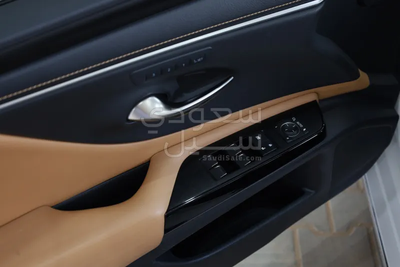 2022 Lexus ES 350