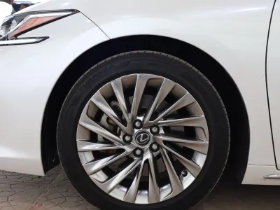 2022 Lexus ES 350
