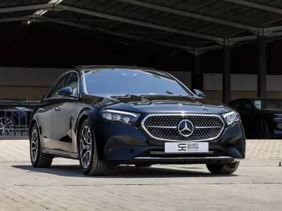 2025 Mercedes-Benz E 200