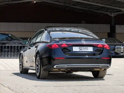 2025 Mercedes-Benz E 200