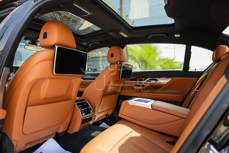 2018 BMW 7 Series 730Li
