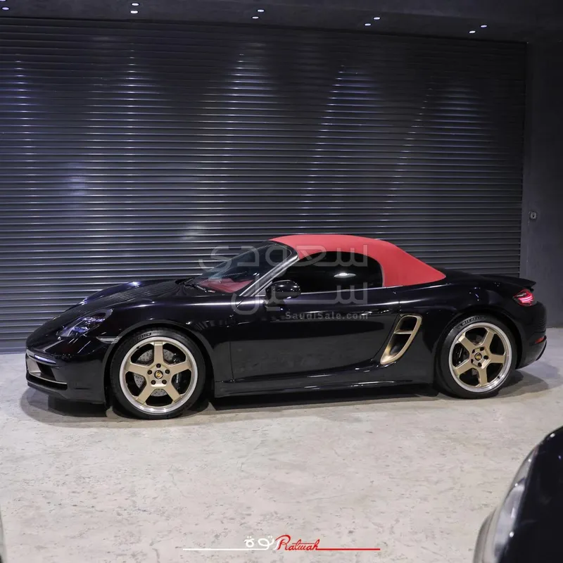 2021 Porsche Boxster