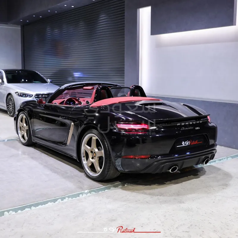 2021 Porsche Boxster