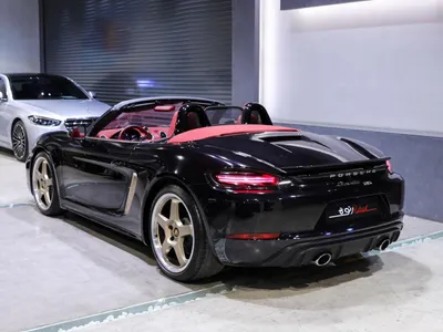 2021 Porsche Boxster
