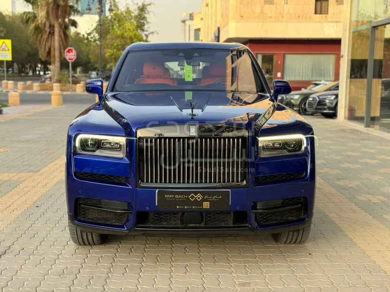 2022 رولز رويس كولينان بلاك بادج