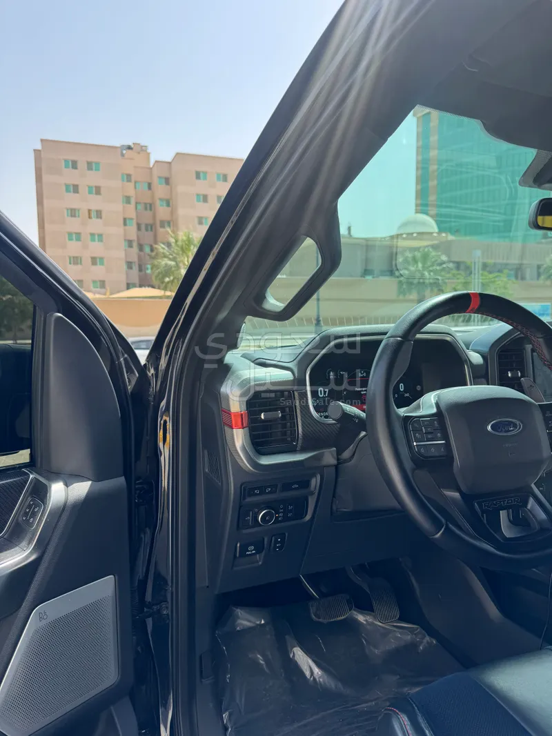 2022 فورد اف 150 رابتور