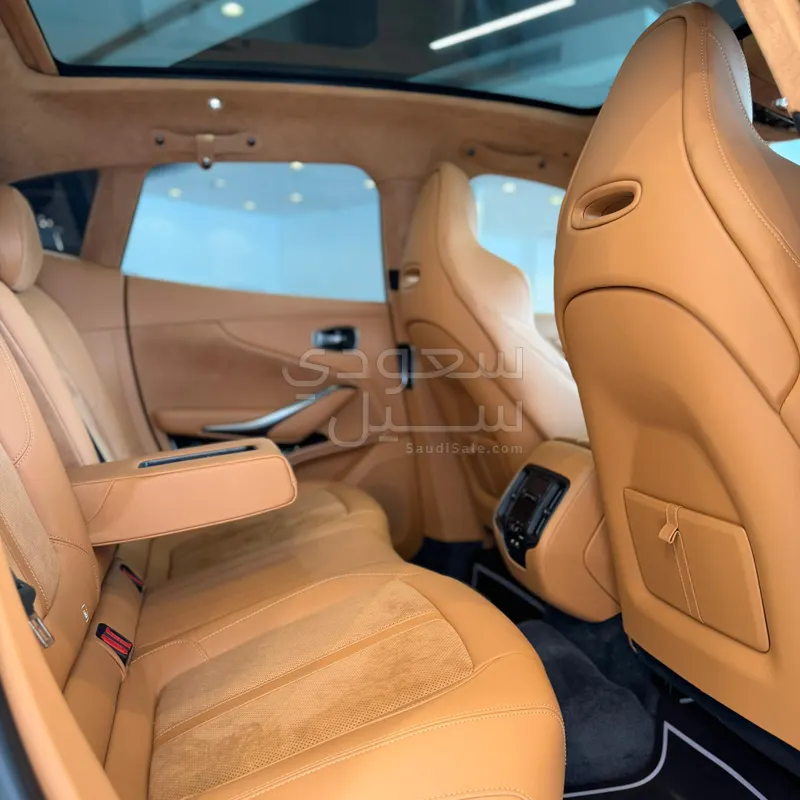 2024 Aston Martin DB X 707