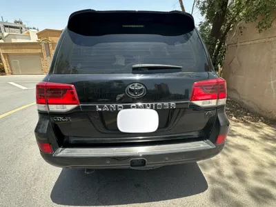 2020 تويوتا لاند كروزر جي اكس ار