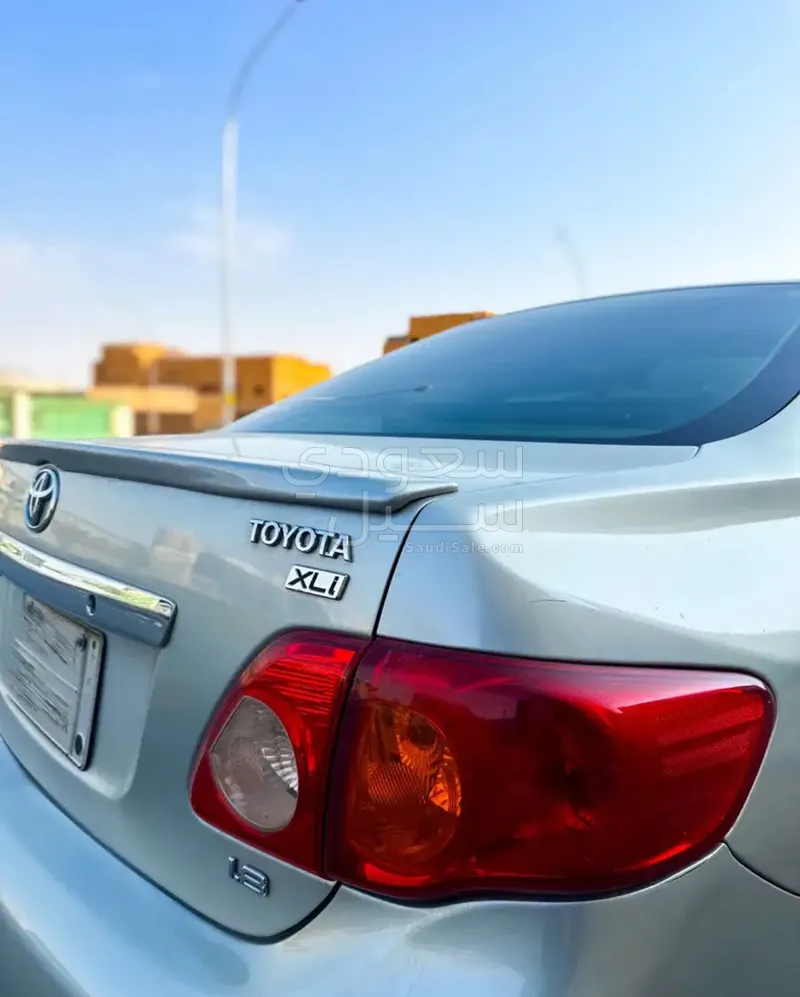 2009 تويوتا كورولا