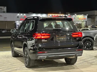 2022 ام جي ار اكس 8