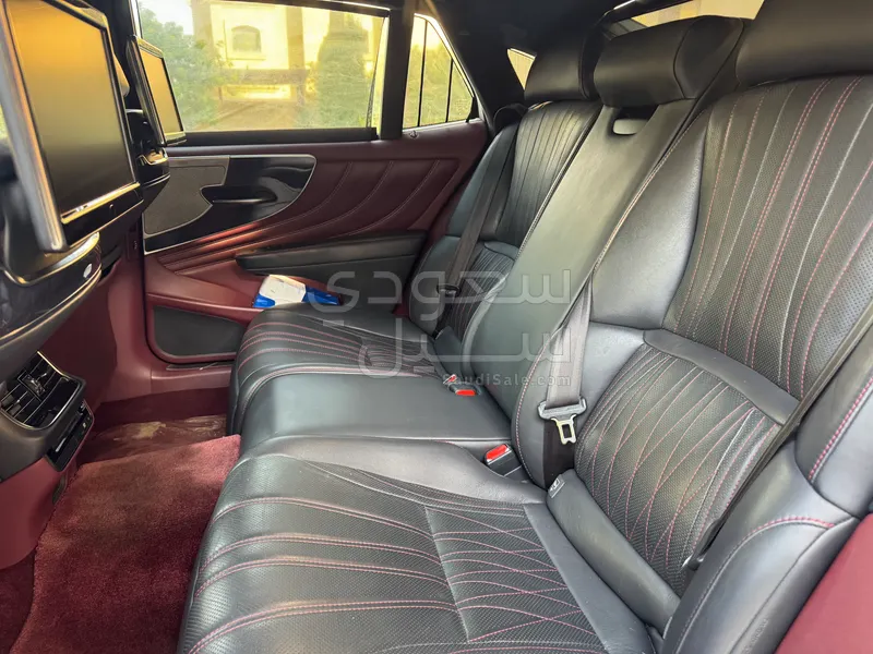 2018 Lexus LS 500