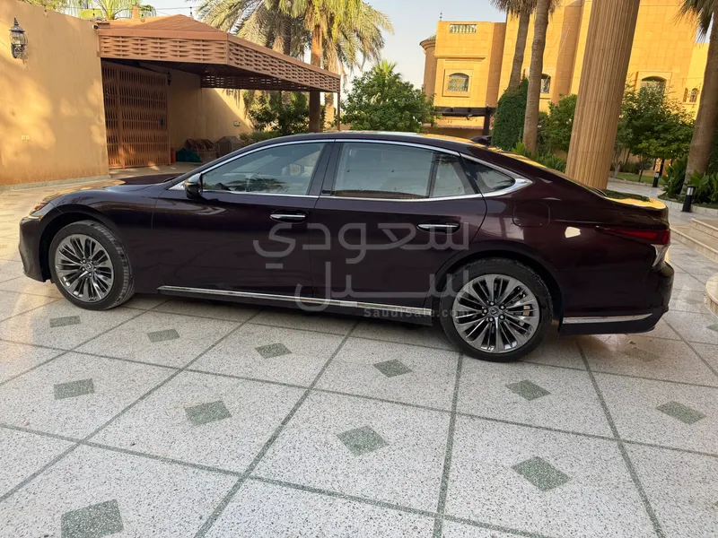 2018 Lexus LS 500