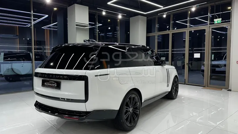 2025 لاند روفر رينج روفر اوتوبيوغرافي
