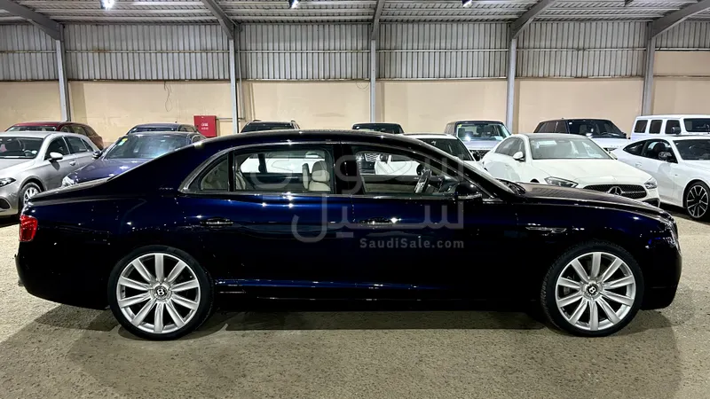 2014 Bentley Continental Flying Spur