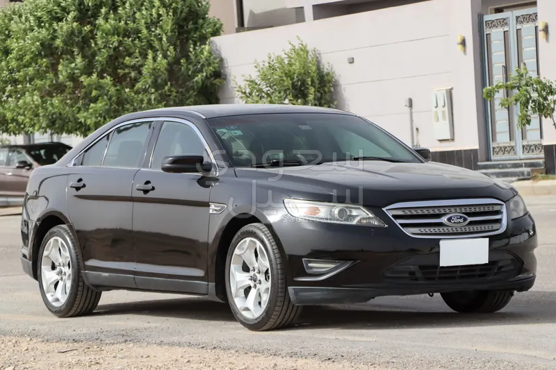2011 Ford Taurus SEL