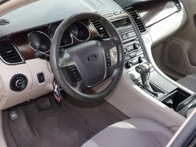 2011 Ford Taurus SEL
